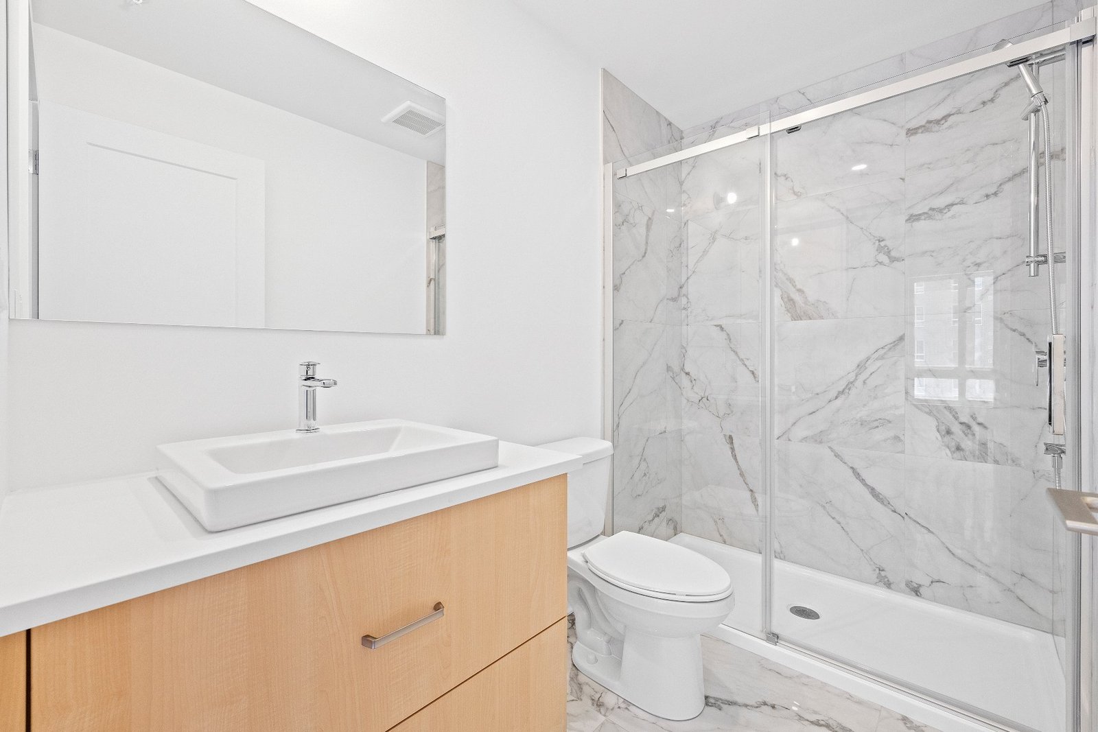 Salle de bains attenante à la CCP